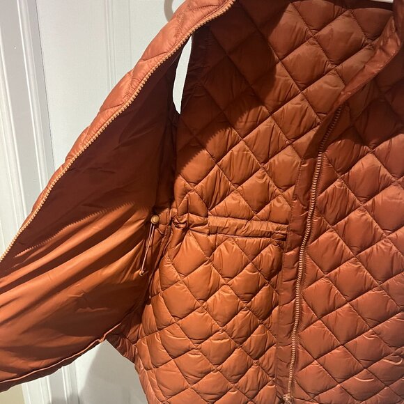 Athleta Whisper Featherless Puffer Vest - Picture 8 of 12